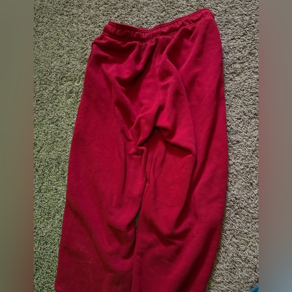 Red jordan sweatpants size small women’s - Picture 3 of 3